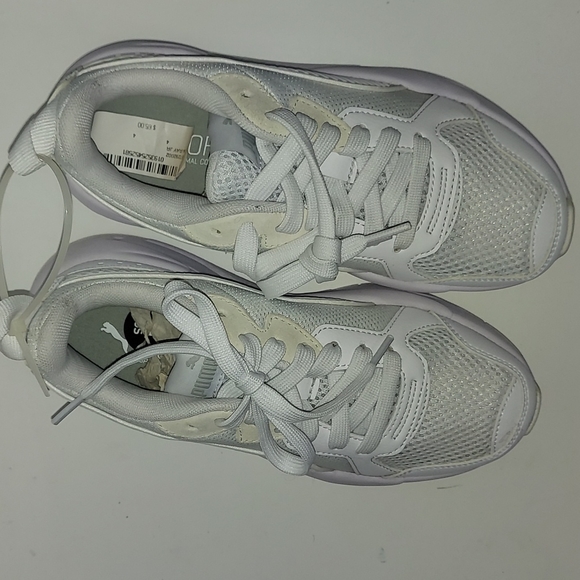 Puma Kids Sneakers - Picture 2 of 5